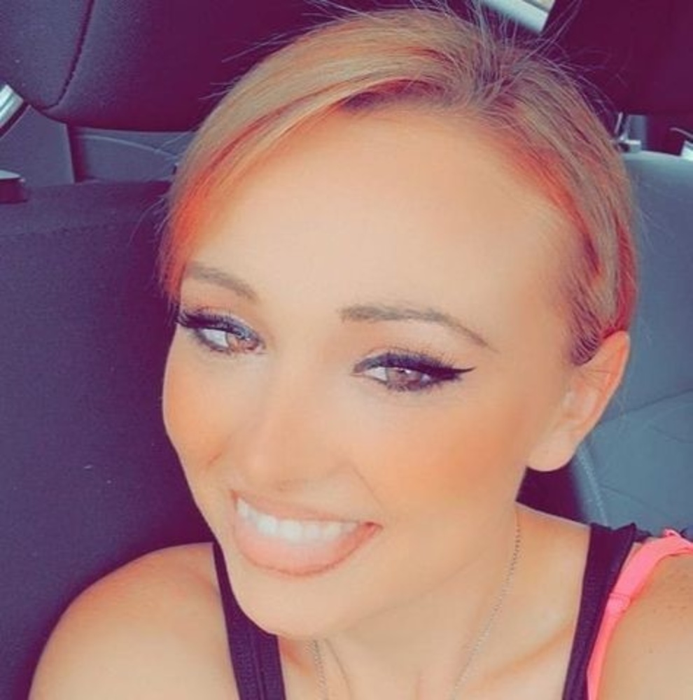 Meet your Posher, Brittney